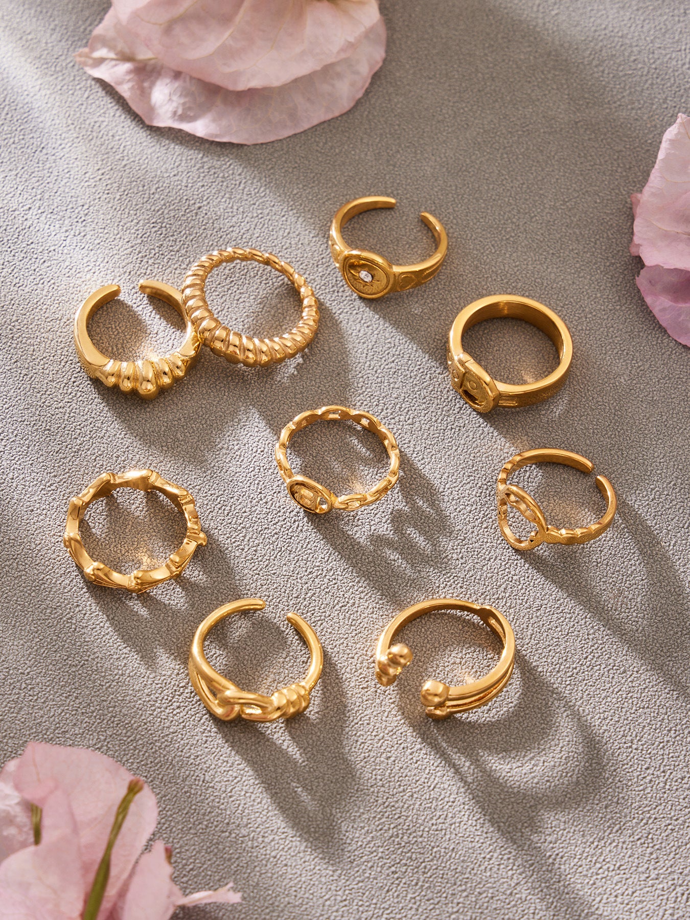 316L Stainless Steel 18K Gold PVD Minimalist Geometric Openwork Ring - luxury texture close up