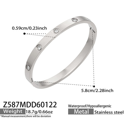 316L Stainless Steel 18K Gold PVD Waterproof Minimalist Open Bangle - exquisite craftsmanship detail