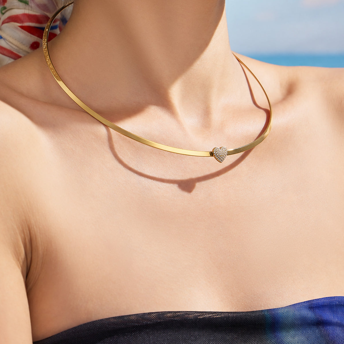 Stylish choker from the 316L stainless steel jewelry collection