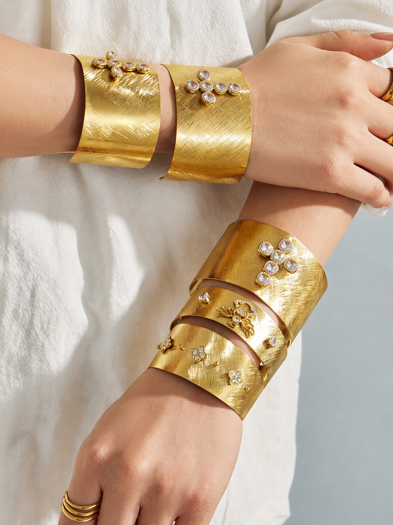 316L Stainless Steel 18K PVD Gold Zircon Bangle Set made with 316L stainless steel and 18K PVD gold finish for wholesale jewelry buyers - image 10