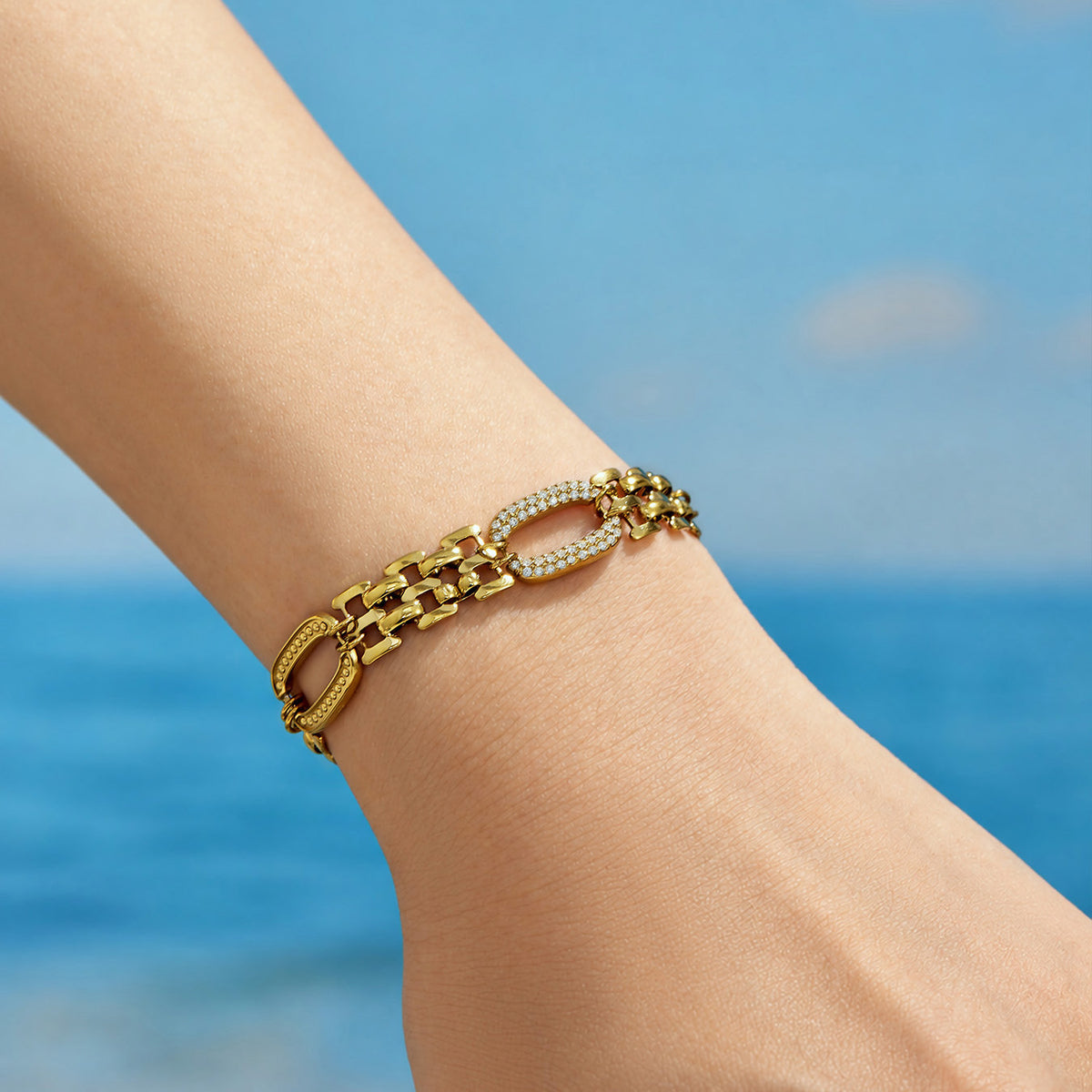 Zircon watch band chain bracelet worn alone on wrist