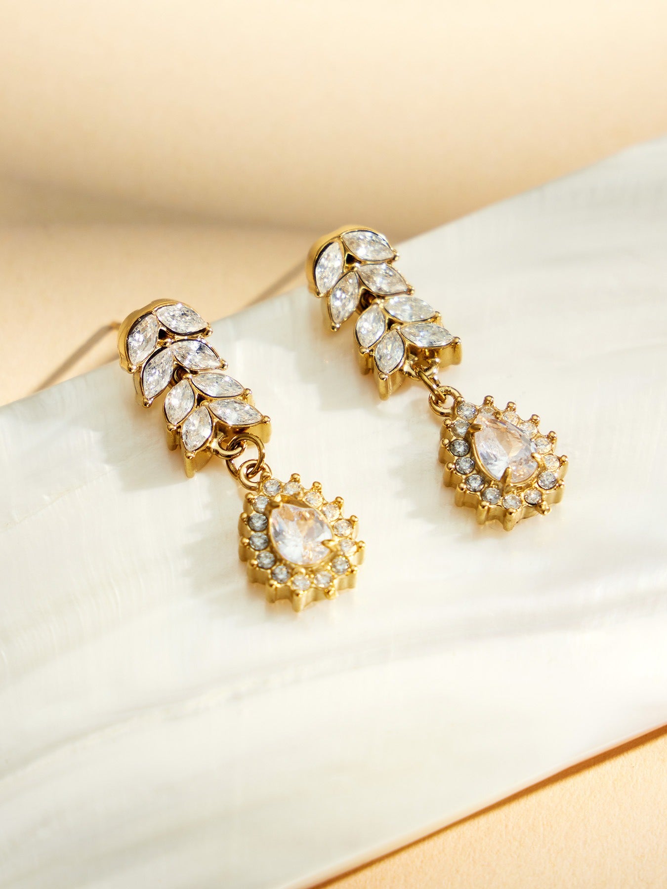 316L Stainless Steel 18K PVD Gold Zircon Droplet Chain Bracelet made with 316L stainless steel and 18K PVD gold finish for wholesale jewelry buyers - image 17